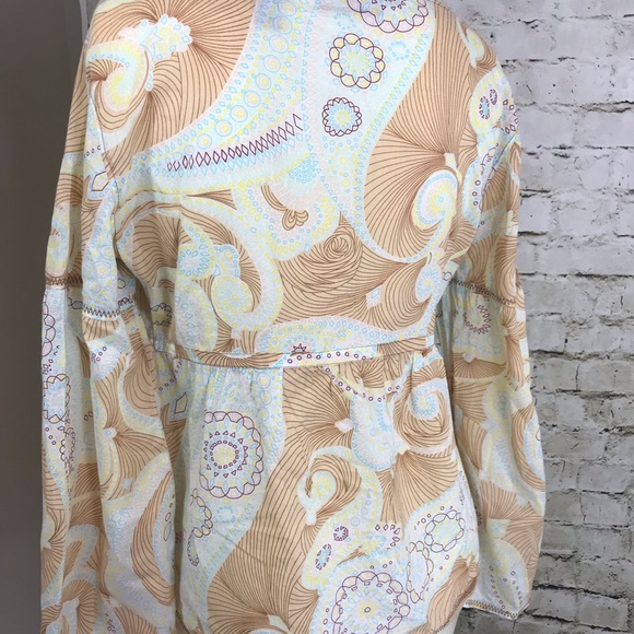 I. e. Long Sleeve Blouse Size Small - Picture 4 of 5